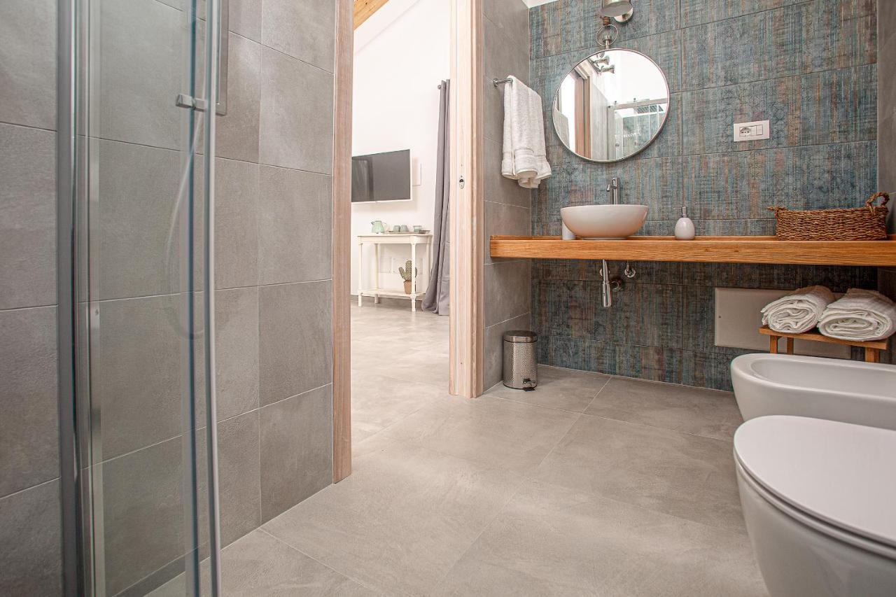 La Casa Di Memmi Suites & Rooms Санта Тереза Галура Екстериор снимка