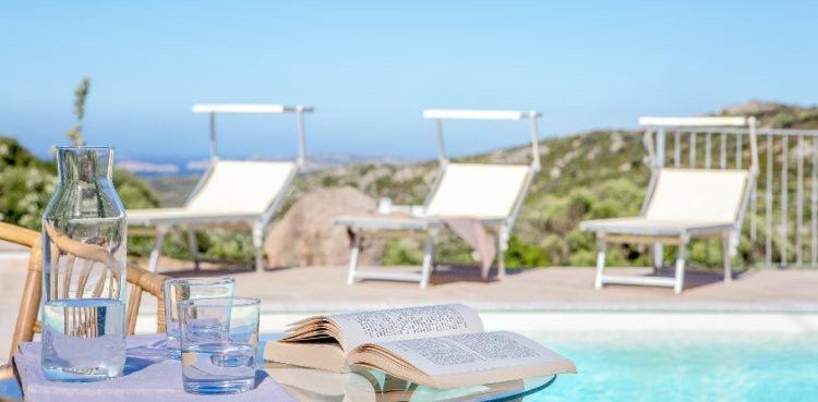 La Casa Di Memmi Suites & Rooms Санта Тереза Галура Екстериор снимка