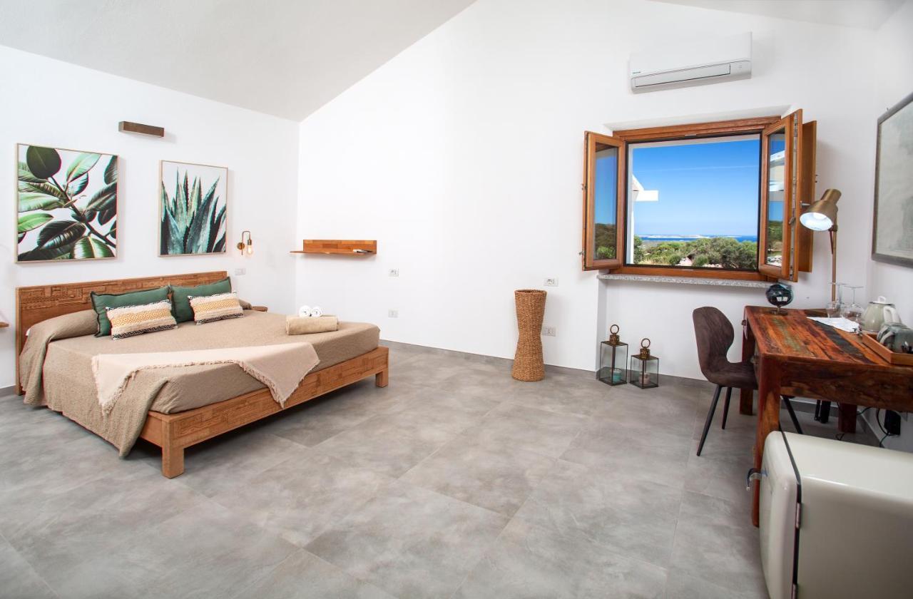 La Casa Di Memmi Suites & Rooms Санта Тереза Галура Екстериор снимка